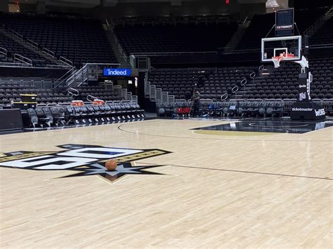 San Antonio Spurs to play at Moody Center Thursday